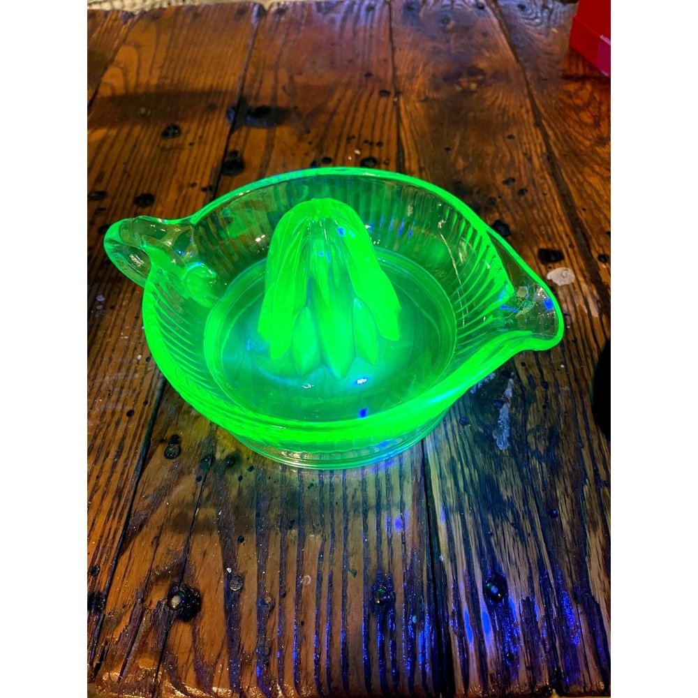 Green Vaseline Uranium Depression Era Citrus Juicer
